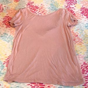 Light pink t-shirt